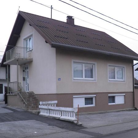 Apartman Marko Ogulin Exterior photo