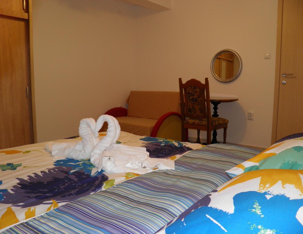 Apartman Marko Ogulin Exterior photo